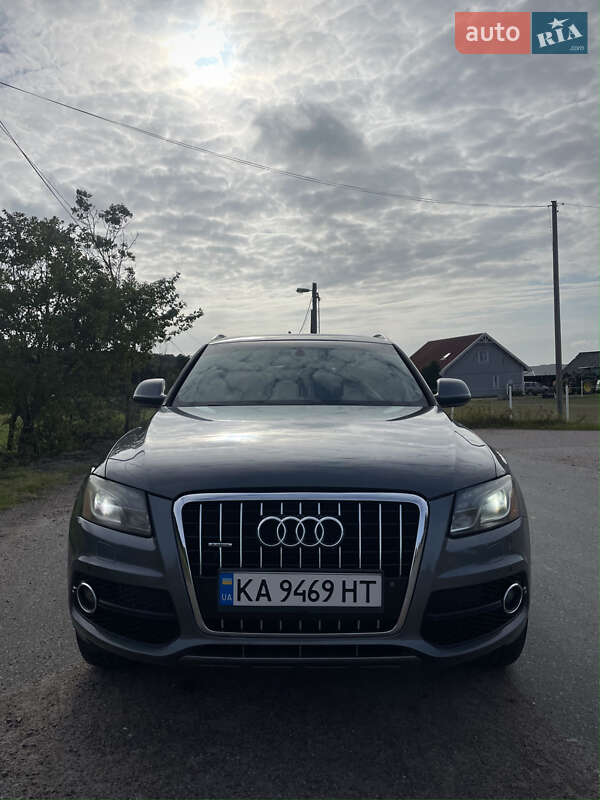 Внедорожник / Кроссовер Audi Q5 2012 в Киеве