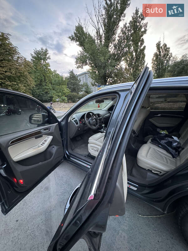 Внедорожник / Кроссовер Audi Q5 2013 в Ужгороде фото 13 Внедорожник / Кроссовер Audi Q5 2013 в Ужгороде