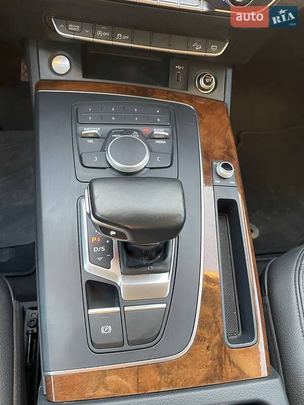 Внедорожник / Кроссовер Audi Q5 2018 в Виннице