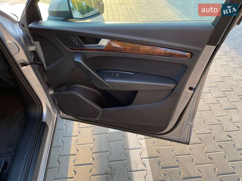 Внедорожник / Кроссовер Audi Q5 2018 в Виннице