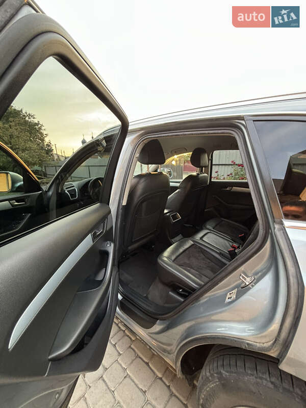 Позашляховик / Кросовер Audi Q5 2011 в Луцьку