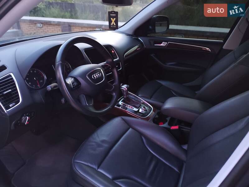 Внедорожник / Кроссовер Audi Q5 2016 в Хмельницком