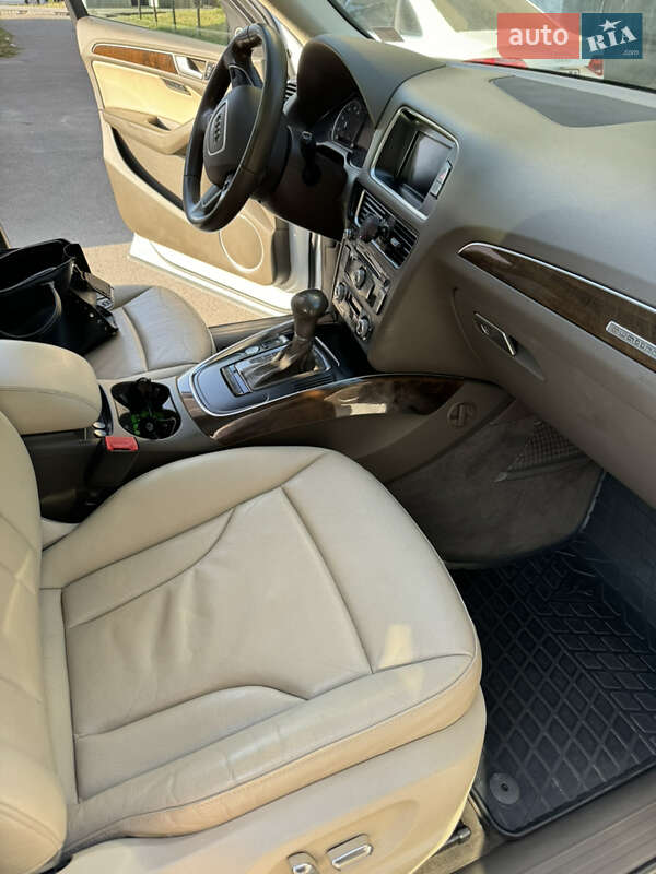 Внедорожник / Кроссовер Audi Q5 2013 в Львове