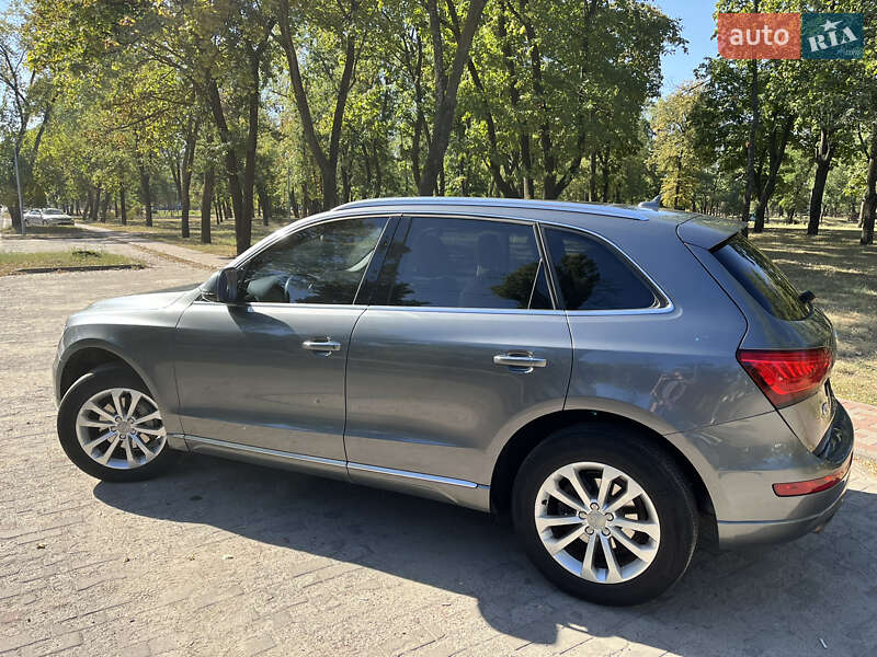 Внедорожник / Кроссовер Audi Q5 2014 в Киеве