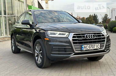 Внедорожник / Кроссовер Audi Q5 2018 в Луцке