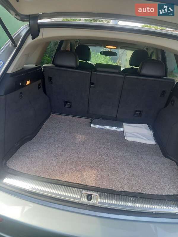 Внедорожник / Кроссовер Audi Q5 2010 в Измаиле