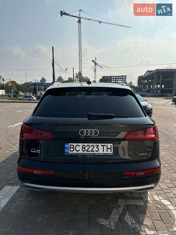 Внедорожник / Кроссовер Audi Q5 2019 в Львове