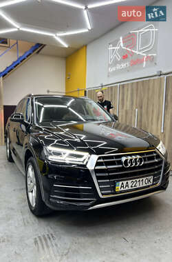 Внедорожник / Кроссовер Audi Q5 2019 в 