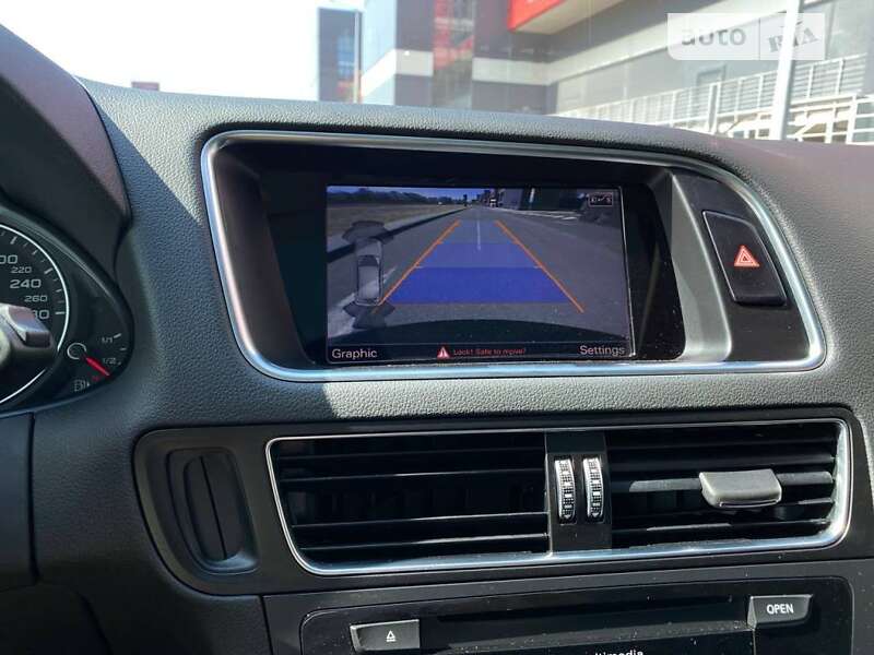 Внедорожник / Кроссовер Audi Q5 2015 в Киеве