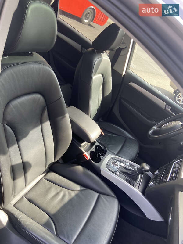 Внедорожник / Кроссовер Audi Q5 2015 в Изюме