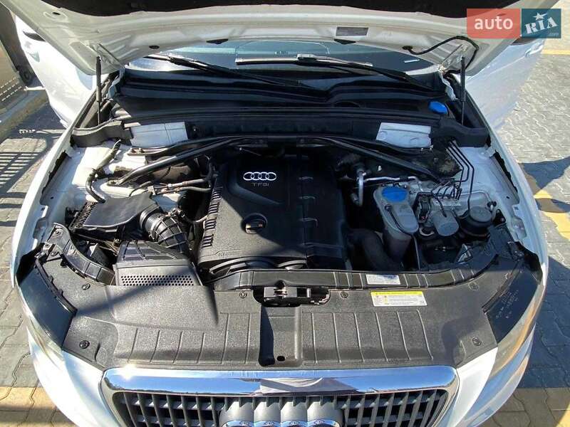 Внедорожник / Кроссовер Audi Q5 2010 в Николаеве