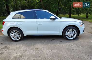 Позашляховик / Кросовер Audi Q5 2019 в Горохові