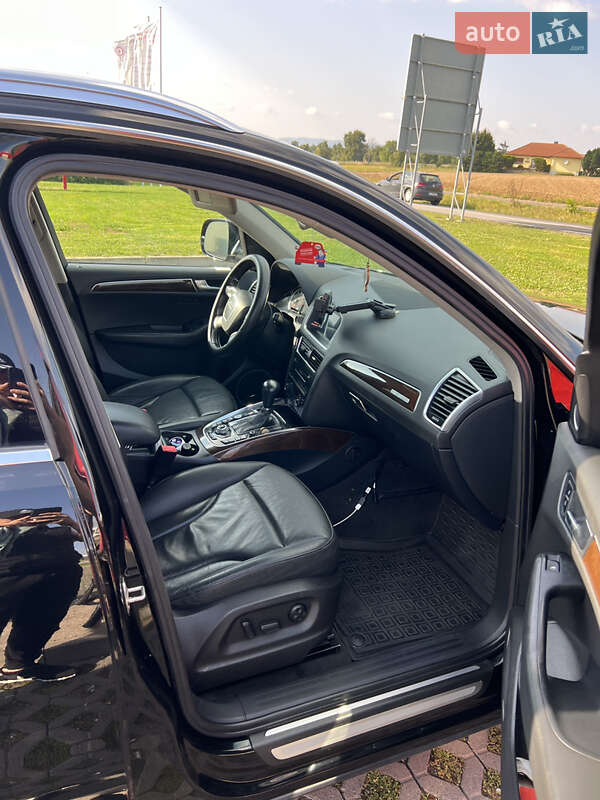 Позашляховик / Кросовер Audi Q5 2012 в Тернополі