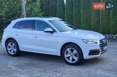 Позашляховик / Кросовер Audi Q5 2019 в Львові