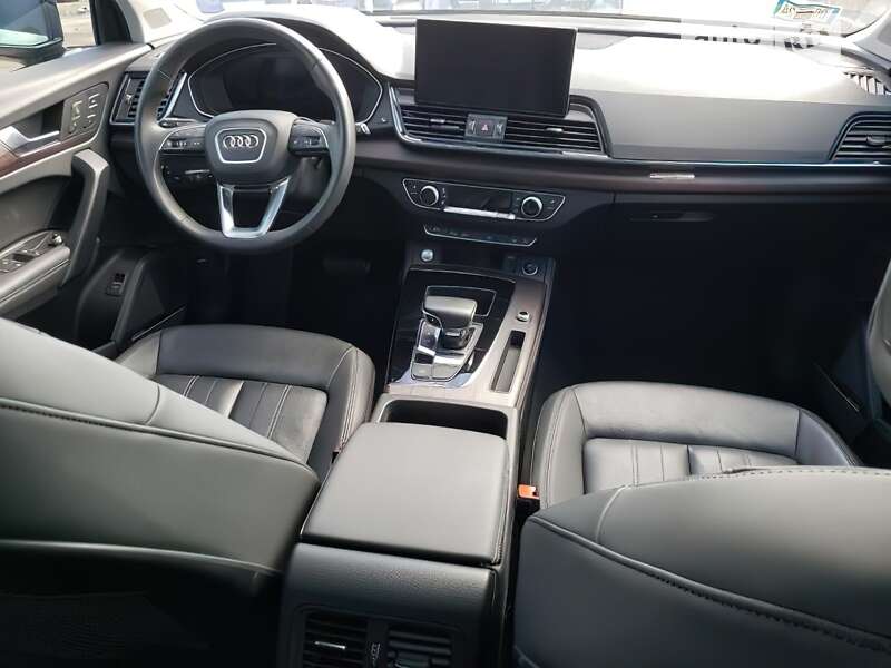 Внедорожник / Кроссовер Audi Q5 2022 в Днепре