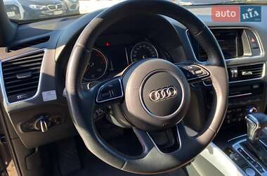 Позашляховик / Кросовер Audi Q5 2014 в 