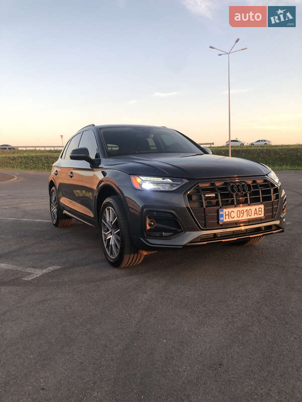 Позашляховик / Кросовер Audi Q5 2021 в Львові