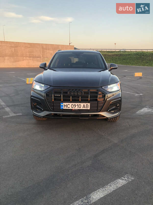 Позашляховик / Кросовер Audi Q5 2021 в Львові