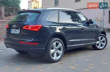 Внедорожник / Кроссовер Audi Q5 2015 в 
