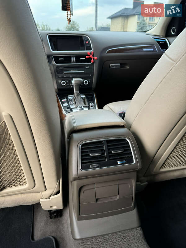 Внедорожник / Кроссовер Audi Q5 2014 в Львове