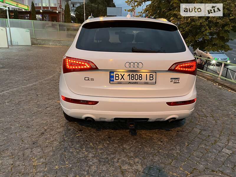 Внедорожник / Кроссовер Audi Q5 2010 в Хмельницком