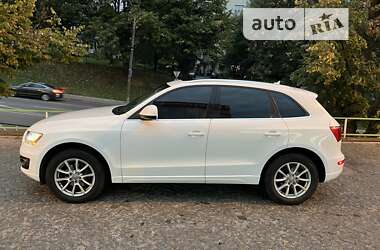 Внедорожник / Кроссовер Audi Q5 2010 в Хмельницком