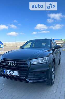 Позашляховик / Кросовер Audi Q5 2018 в Одесі