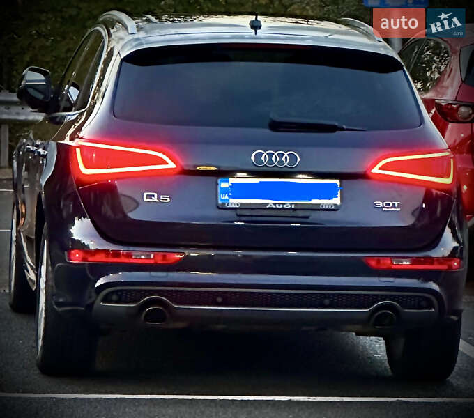 Внедорожник / Кроссовер Audi Q5 2012 в Киеве