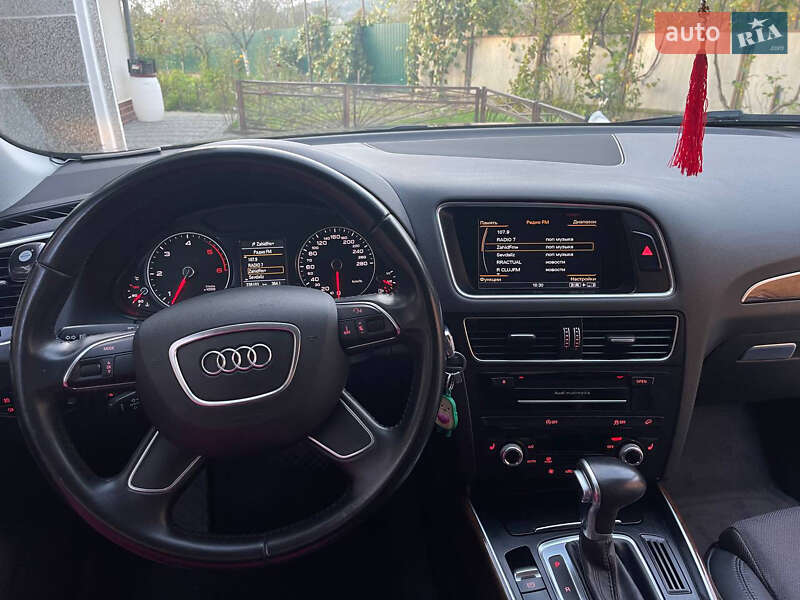 Внедорожник / Кроссовер Audi Q5 2014 в Хусте