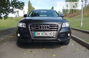 Внедорожник / Кроссовер Audi Q5 2016 в 