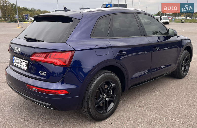 Позашляховик / Кросовер Audi Q5 2018 в Львові