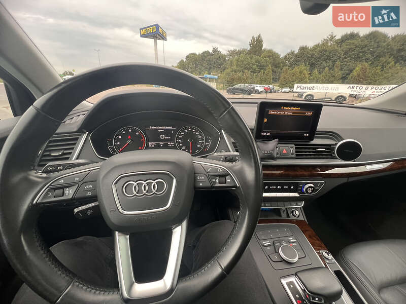 Позашляховик / Кросовер Audi Q5 2018 в Львові