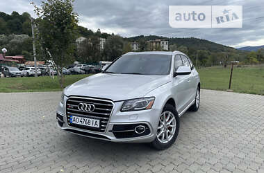 Внедорожник / Кроссовер Audi Q5 2011 в Сваляве