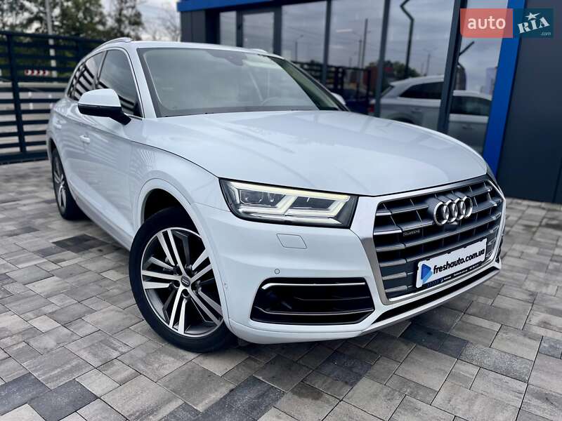 Внедорожник / Кроссовер Audi Q5 2019 в Ровно