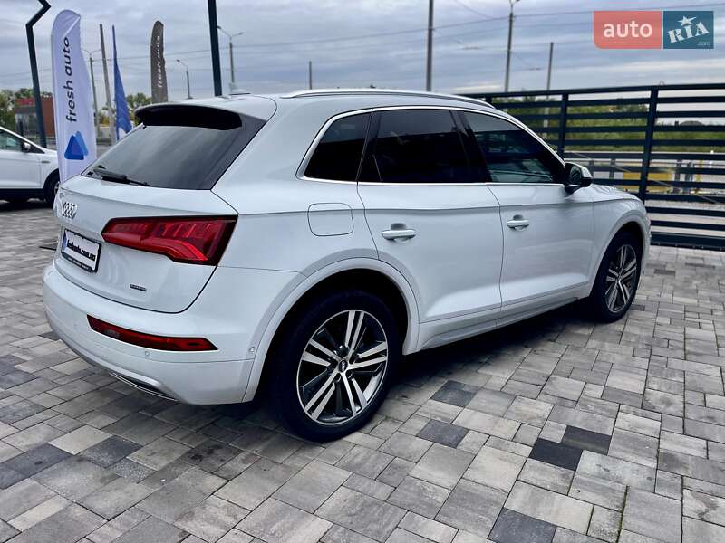 Внедорожник / Кроссовер Audi Q5 2019 в Ровно
