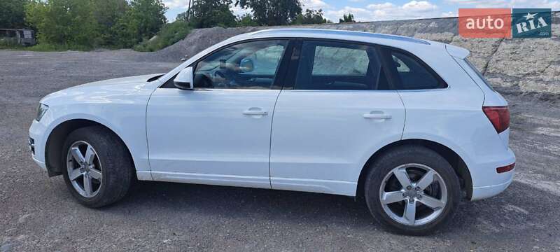 Внедорожник / Кроссовер Audi Q5 2011 в Збараже
