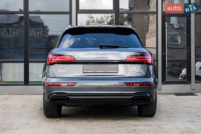 Внедорожник / Кроссовер Audi Q5 2020 в Киеве
