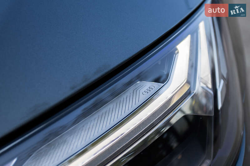 Внедорожник / Кроссовер Audi Q5 2020 в Киеве
