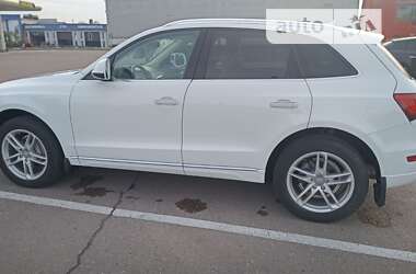 Позашляховик / Кросовер Audi Q5 2015 в Сарнах