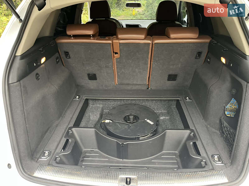 Позашляховик / Кросовер Audi Q5 2009 в Кам'янському