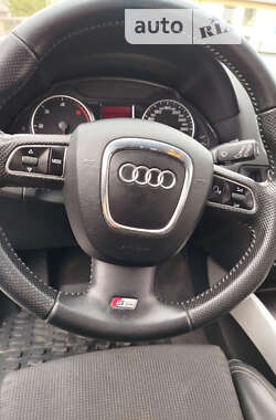 Внедорожник / Кроссовер Audi Q5 2011 в 