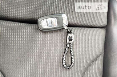 Внедорожник / Кроссовер Audi Q5 2011 в 
