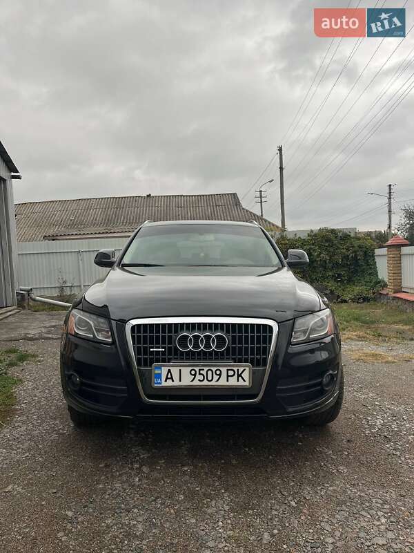 Позашляховик / Кросовер Audi Q5 2011 в Тетієві