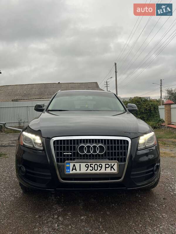 Позашляховик / Кросовер Audi Q5 2011 в Тетієві