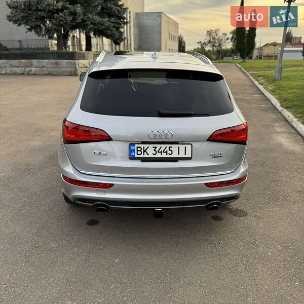 Внедорожник / Кроссовер Audi Q5 2016 в Ровно