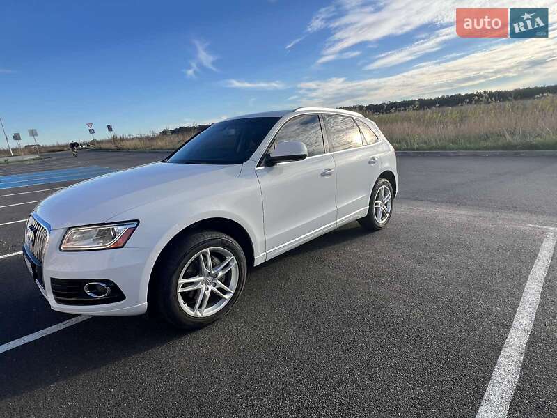 Позашляховик / Кросовер Audi Q5 2015 в Вінниці