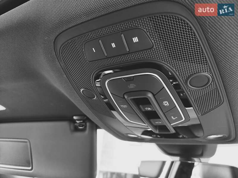 Внедорожник / Кроссовер Audi Q5 2020 в Нововолынске
