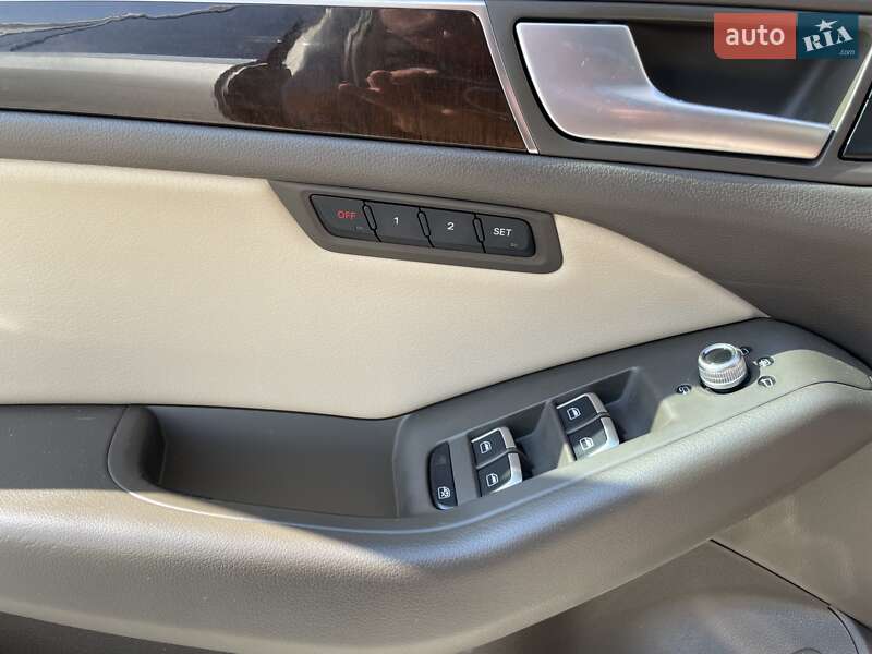 Внедорожник / Кроссовер Audi Q5 2013 в Каменец-Подольском