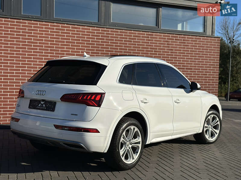 Внедорожник / Кроссовер Audi Q5 2018 в Львове
