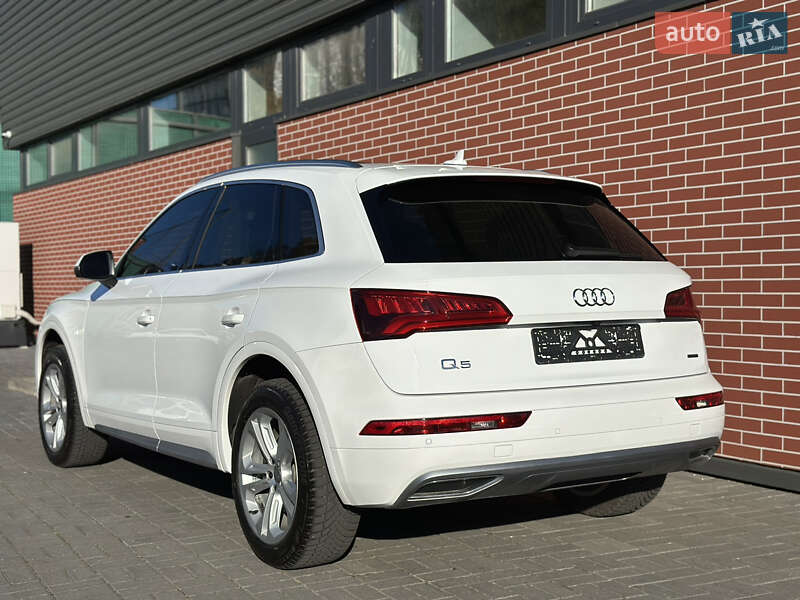 Внедорожник / Кроссовер Audi Q5 2018 в Львове